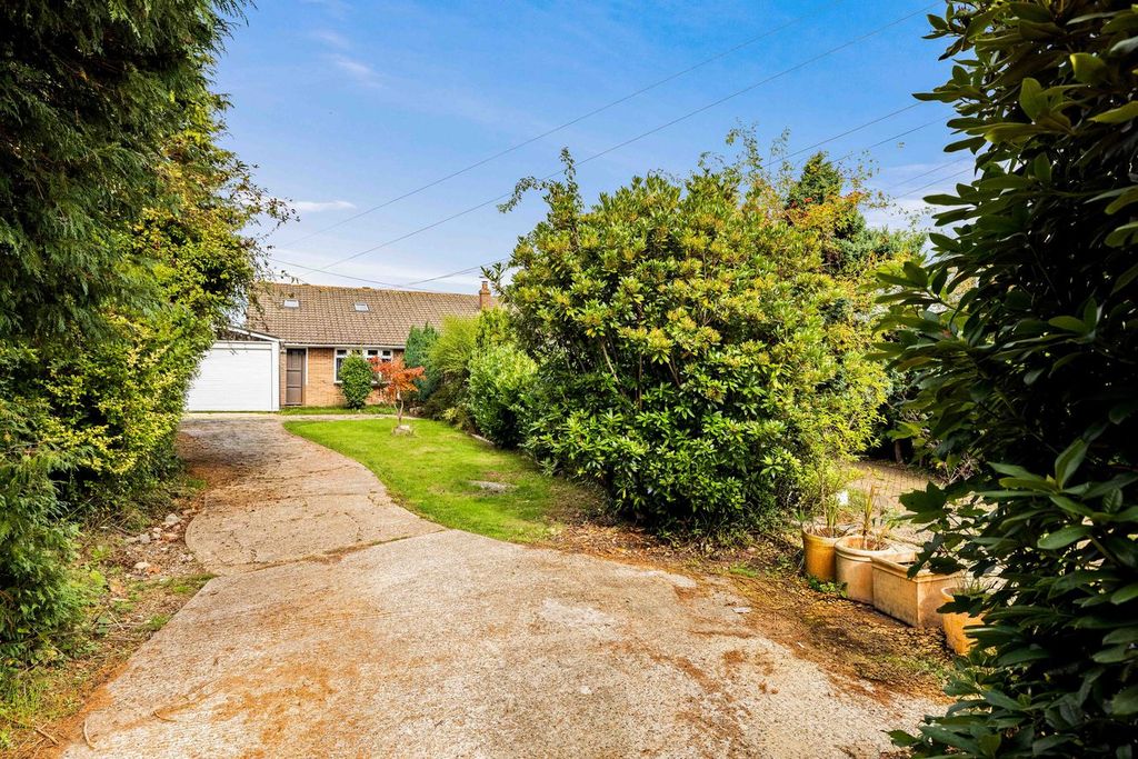 Property photo 1 of 23