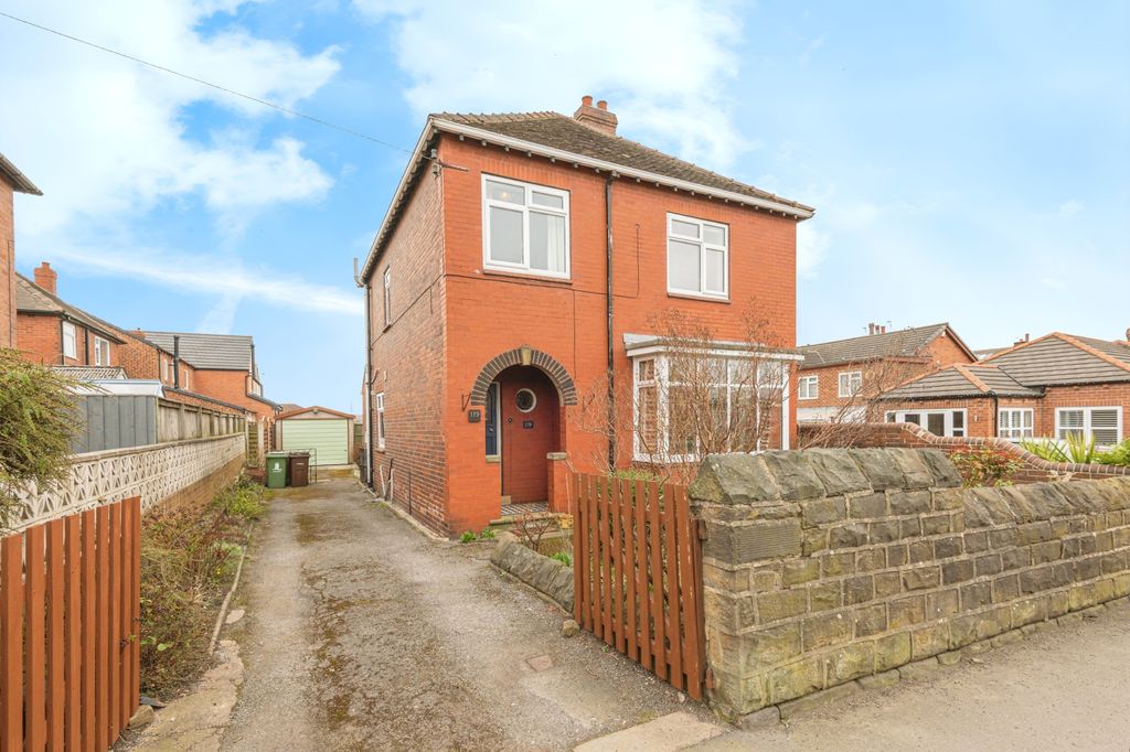 Property photo 1 of 17
