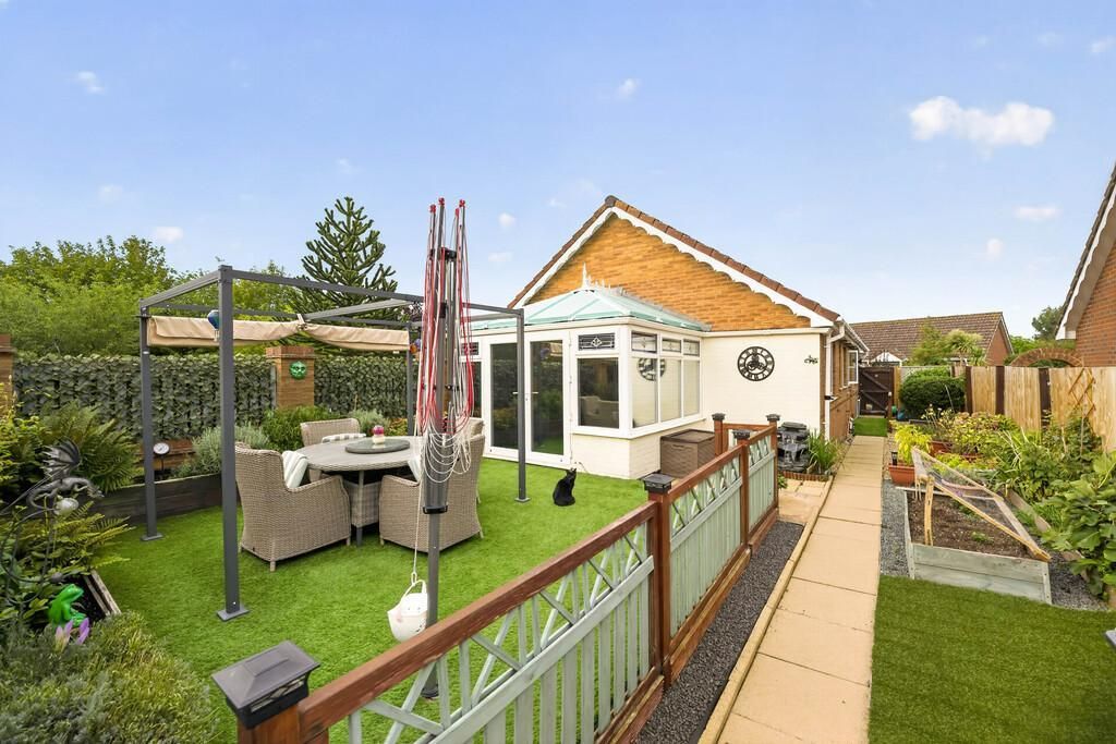 Property photo 2 of 21