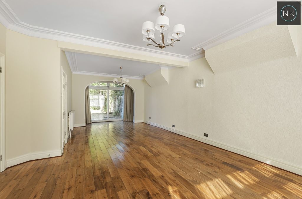 Property photo 3 of 26 4986014