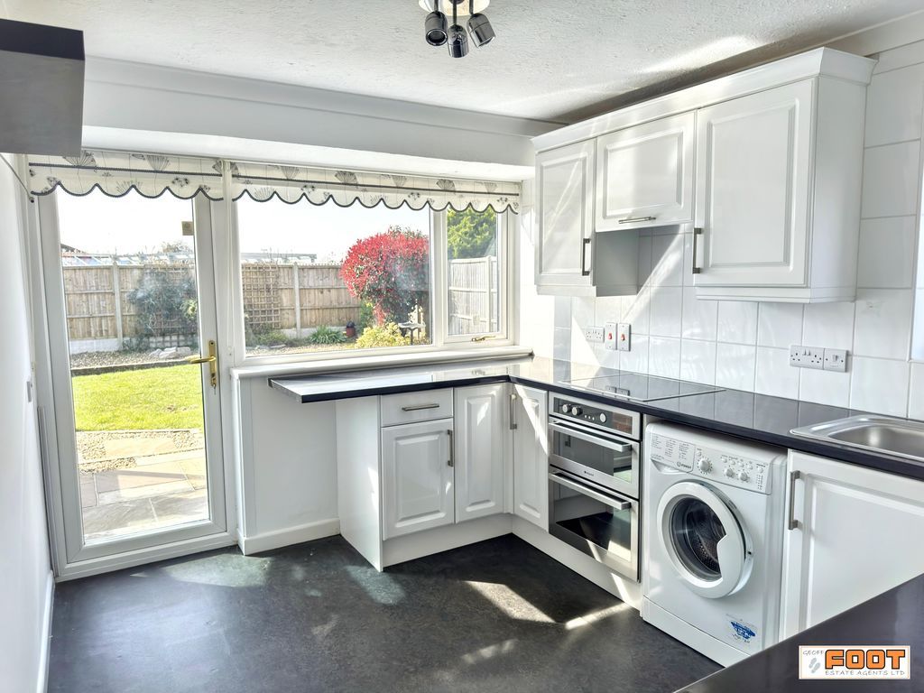 Property photo 3 of 15 Photo 6