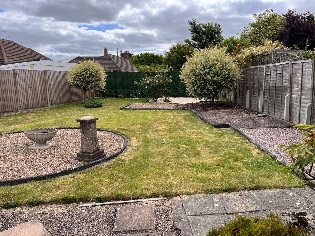 Property photo 2 of 26