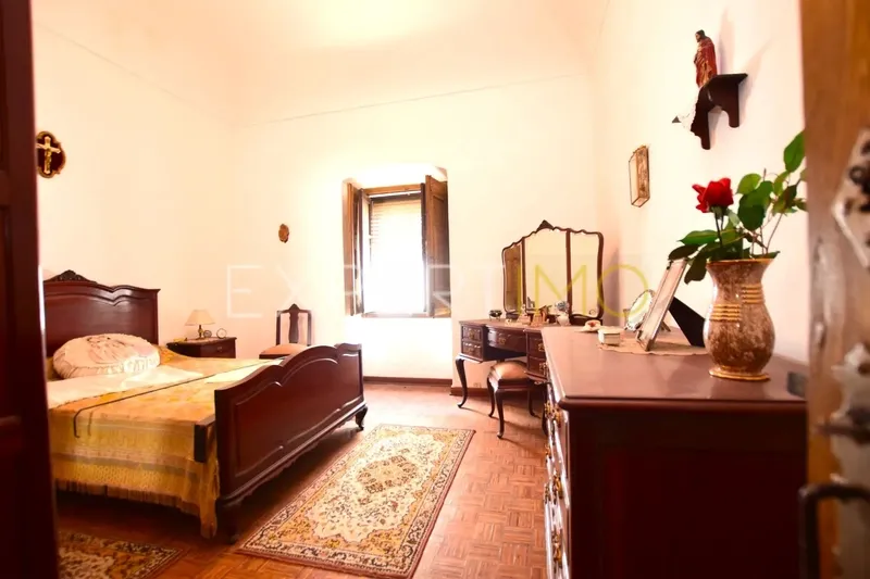 Property photo 3 of 25 Img 2