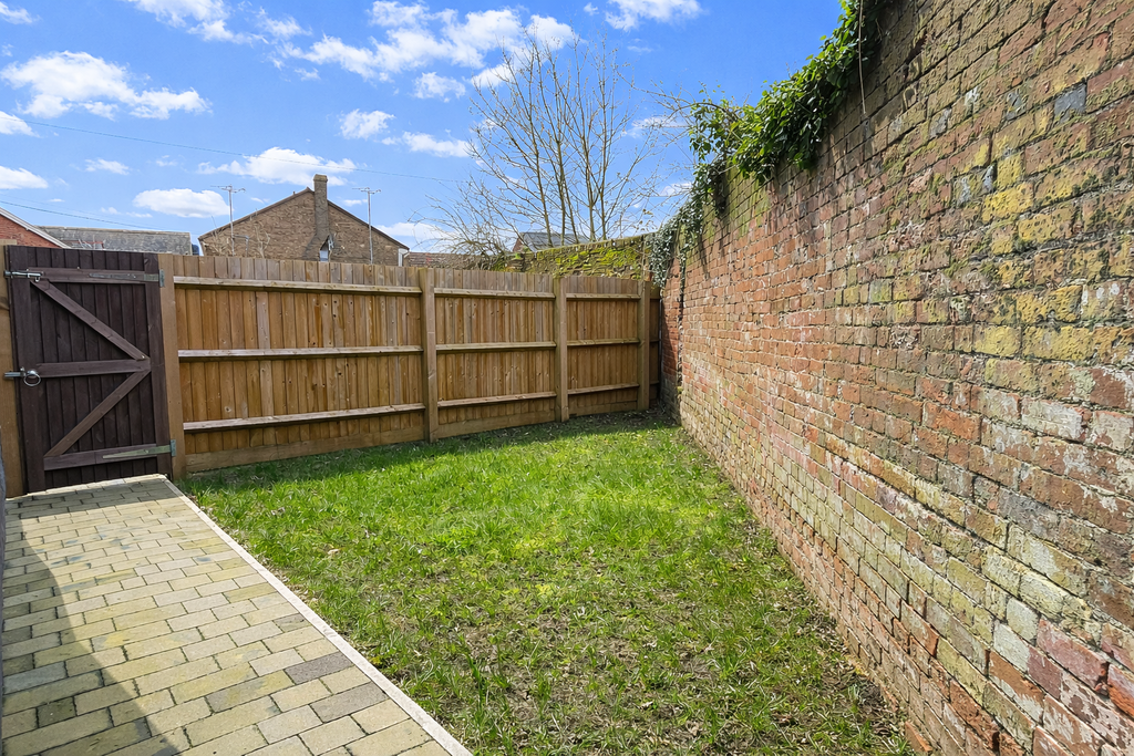 Property photo 3 of 8