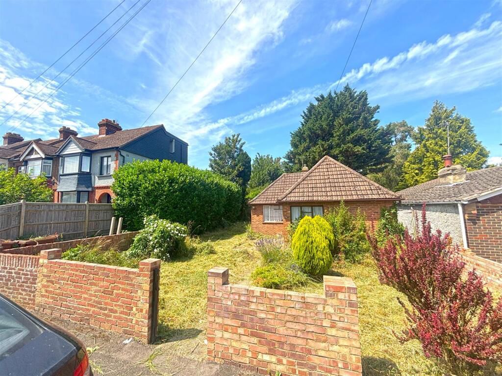 Property photo 1 of 8