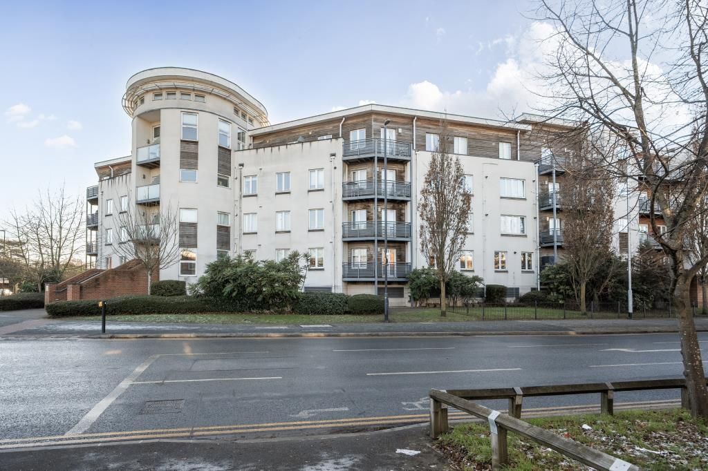 Property photo 1 of 18 External View