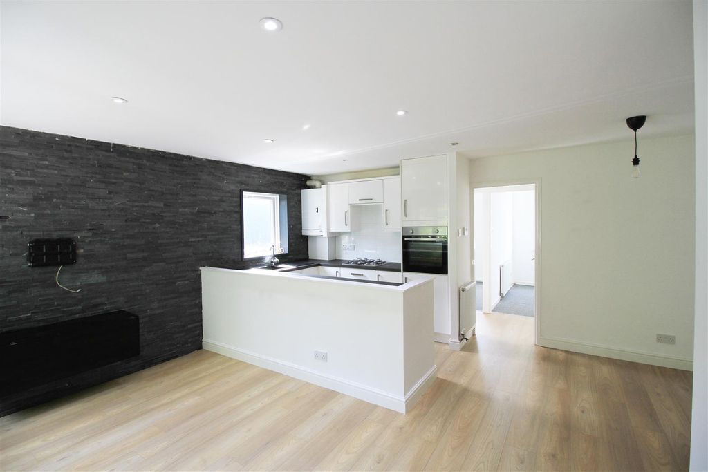 Property photo 2 of 8 Kitchen Area.Jpg