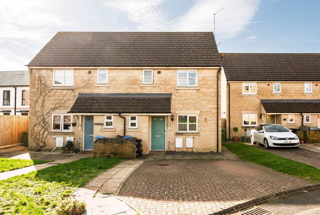 Property photo 1 of 15 Front