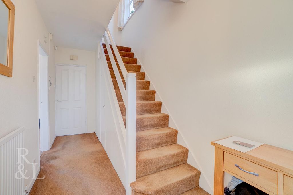 Property photo 3 of 23 Batched (2).Jpg