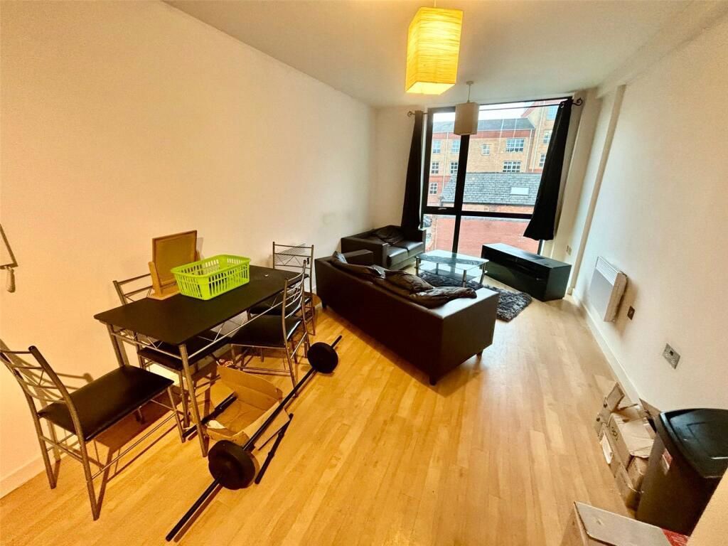 Property photo 1 of 6