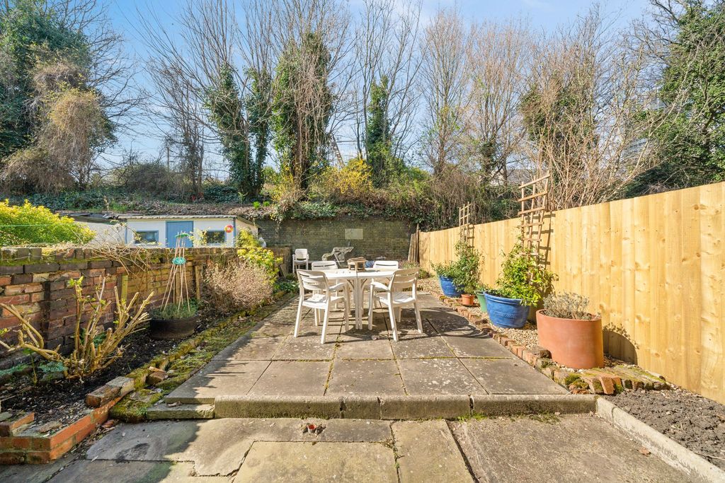 Property photo 3 of 22