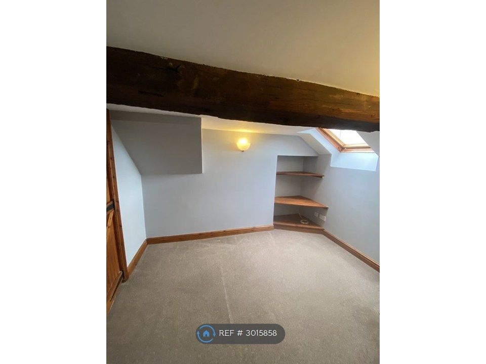 Property photo 3 of 4