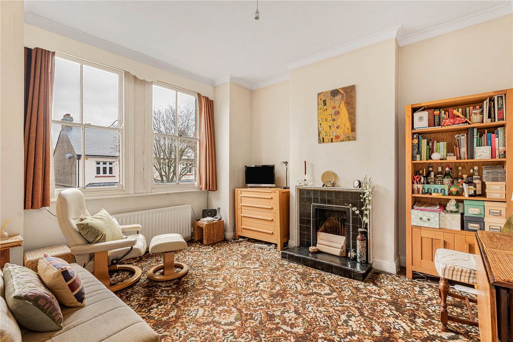 Property photo 2 of 8 Reception Room