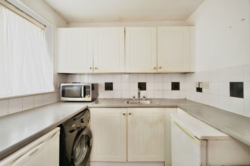 Property photo 2 of 13 Pbox-Img.Jpg