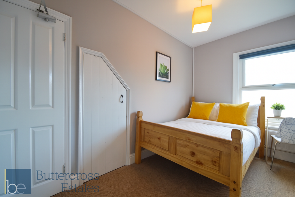 Property photo 3 of 5 Large Double Room