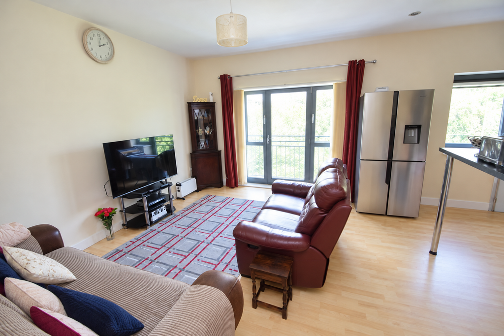 Property photo 3 of 9