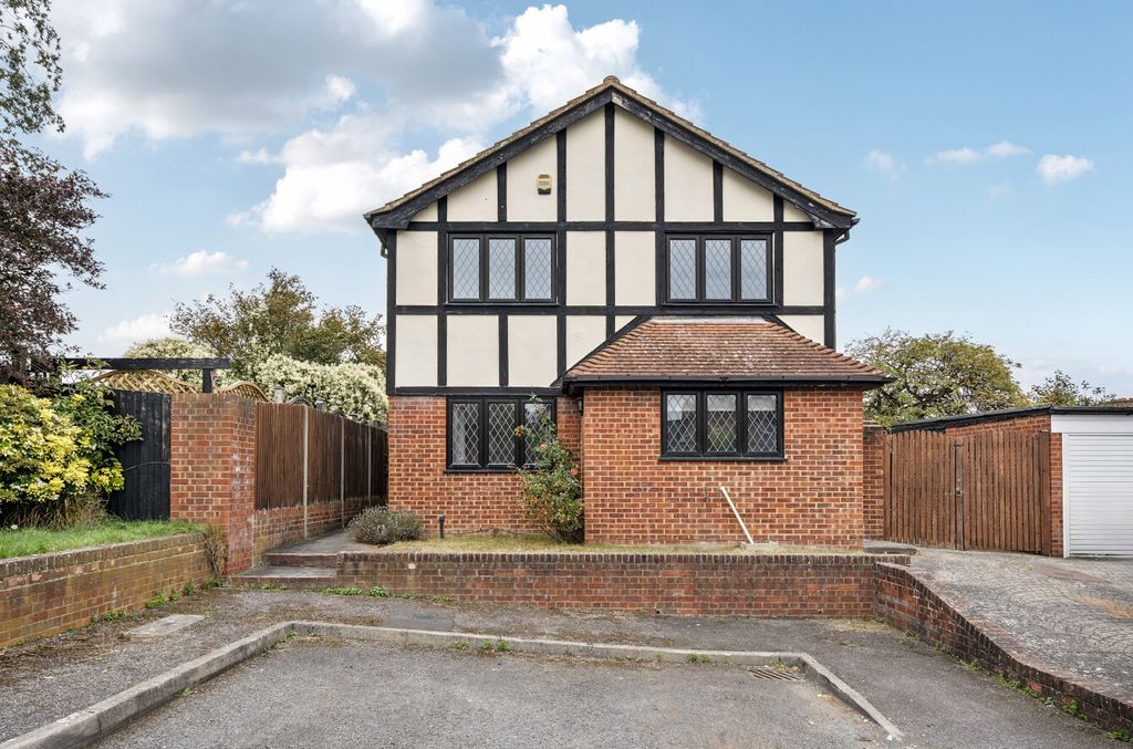 Property photo 1 of 23 1361690-9-68E8Dbb...