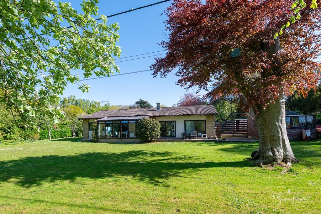 Property photo 1 of 32 Dunbar House
