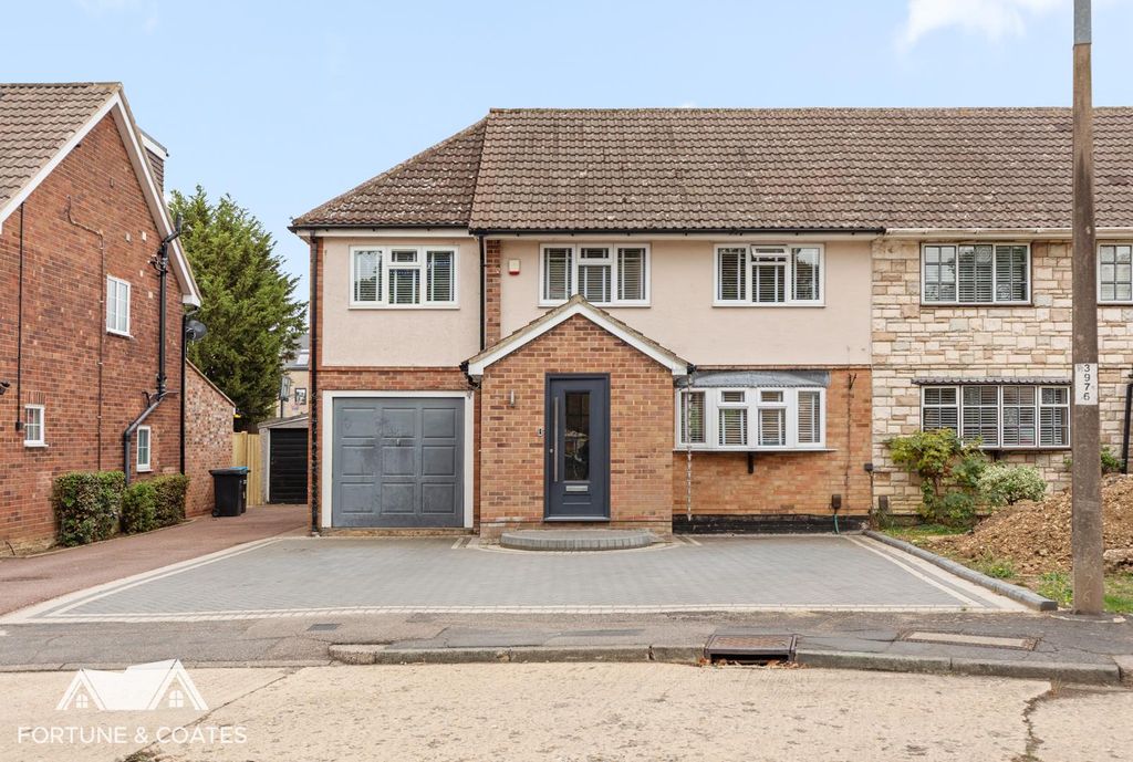 Property photo 1 of 22 Greatleylands_30.Jpg