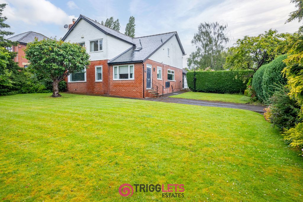 Property photo 1 of 50