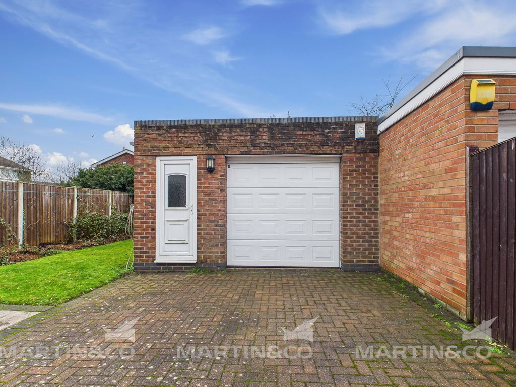 Property photo 2 of 18 Cam02406G0-Pr0554-Still003