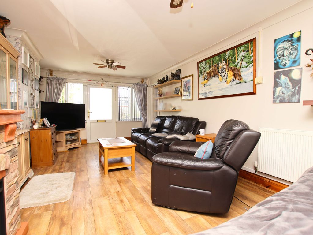 Property photo 3 of 15