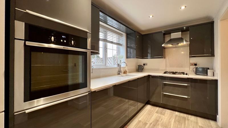 Property photo 3 of 22 Photo 14