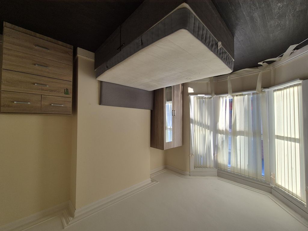 Property photo 3 of 12 20260710-Interior-3-K8M75U7T32Q4Eoql.Jpg
