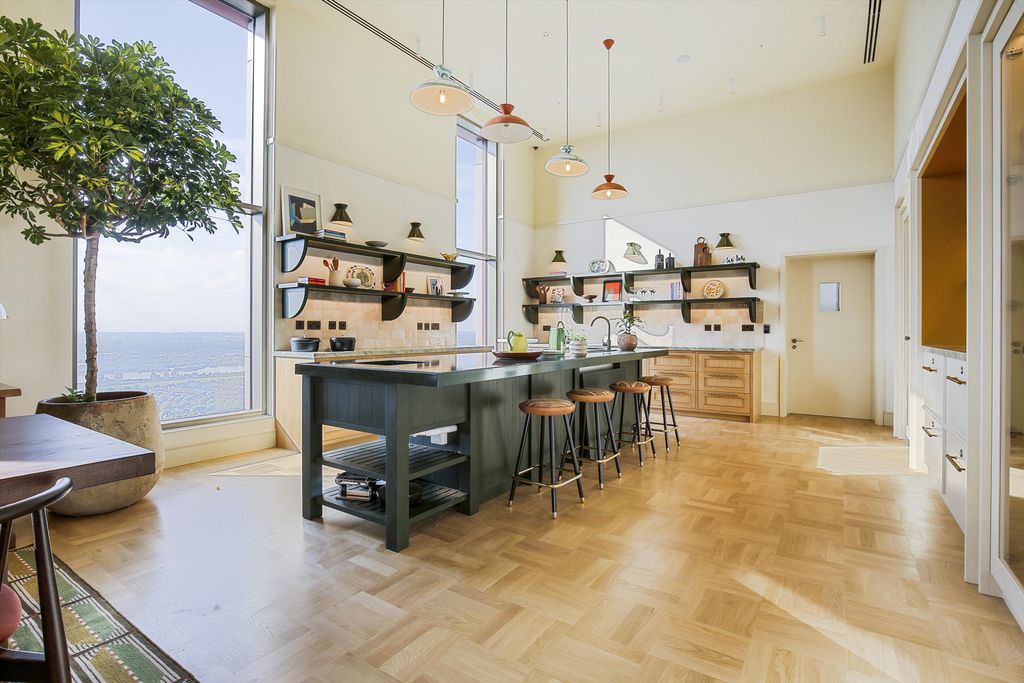 Property photo 3 of 26 Image