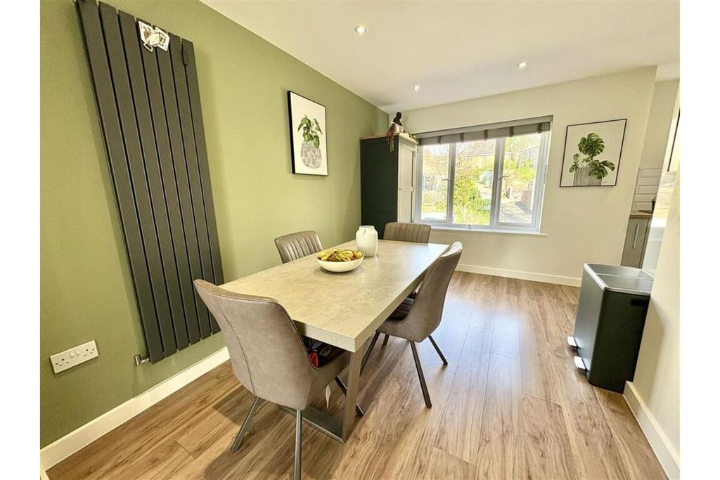 Property photo 3 of 24 Kitchen/Dining Room