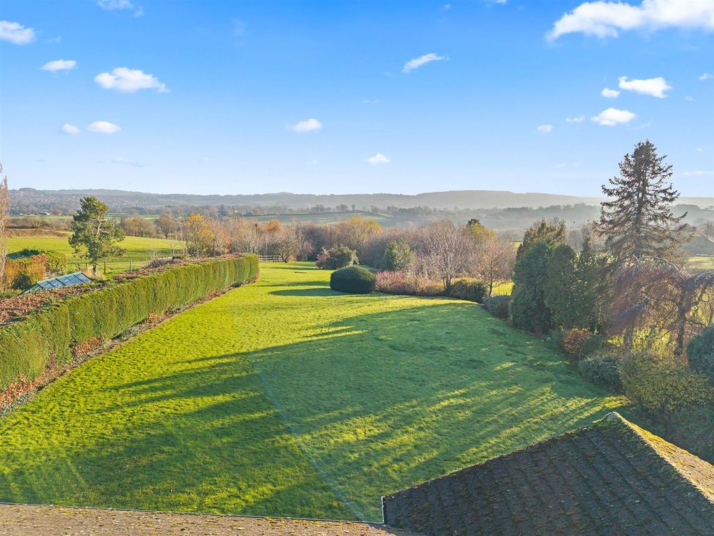 Property photo 2 of 33 Dji_20251203135511_0893_D.Jpg