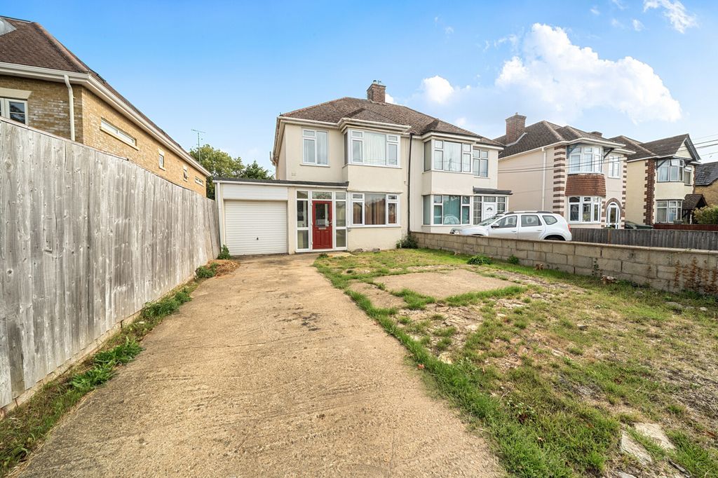 Property photo 1 of 20 External