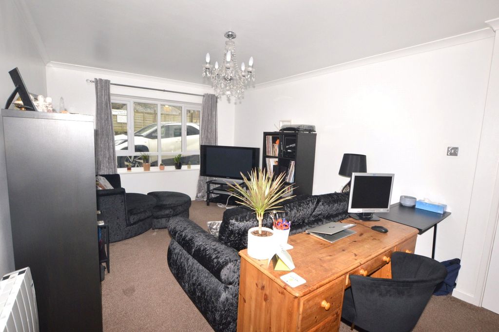 Property photo 2 of 9 Picture No. 07