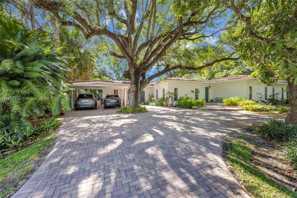 Property photo 2 of 43 <Alttext/>