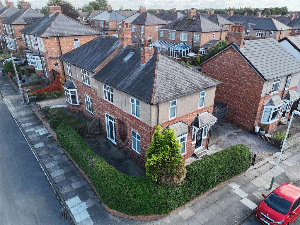 Property photo 1 of 23 Externally
