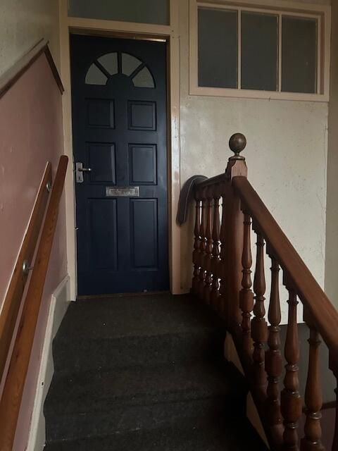 Property photo 2 of 13 Hallway