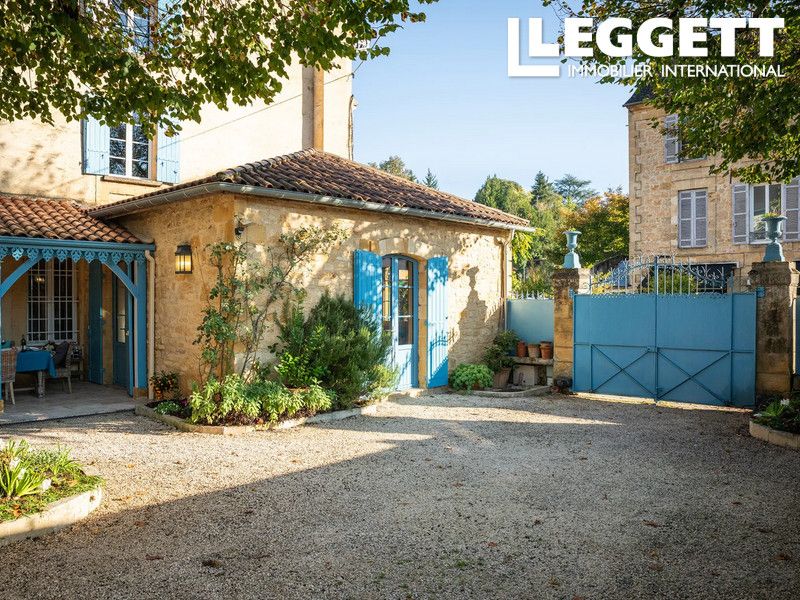 Property photo 2 of 10