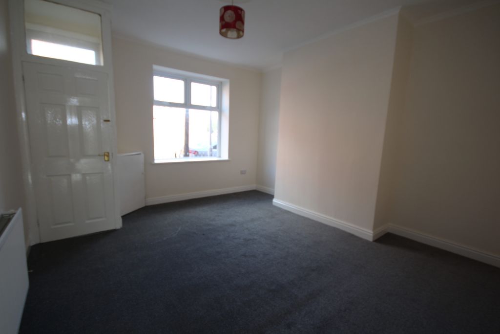 Property photo 2 of 10 Lounge