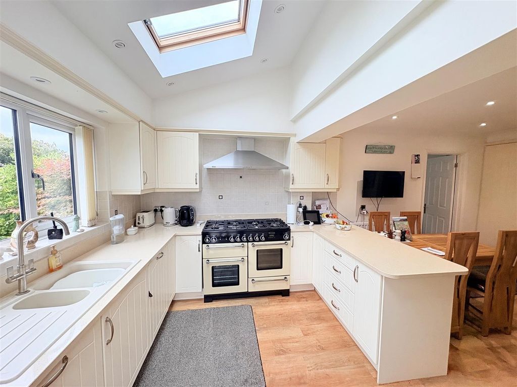 Property photo 3 of 21 Img_2551.Jpg