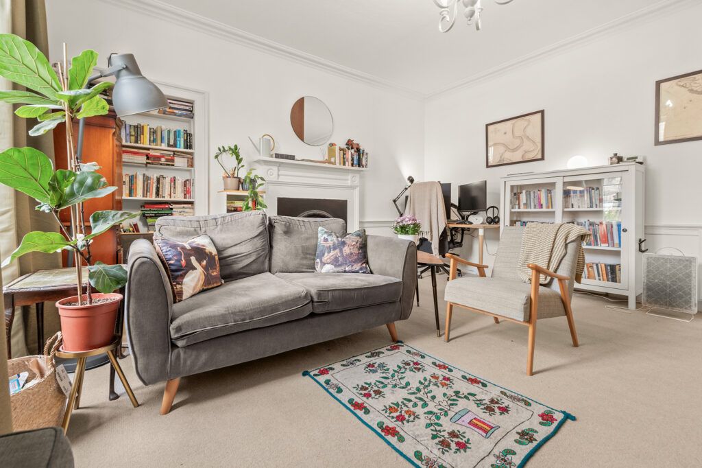 Property photo 3 of 19