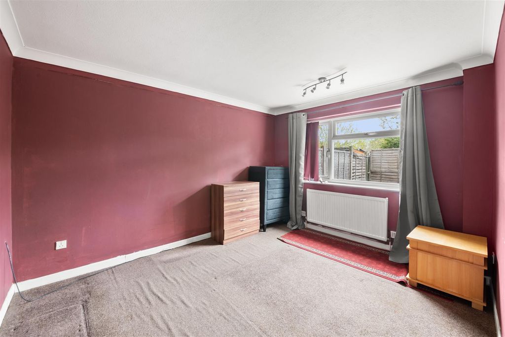 Property photo 3 of 11