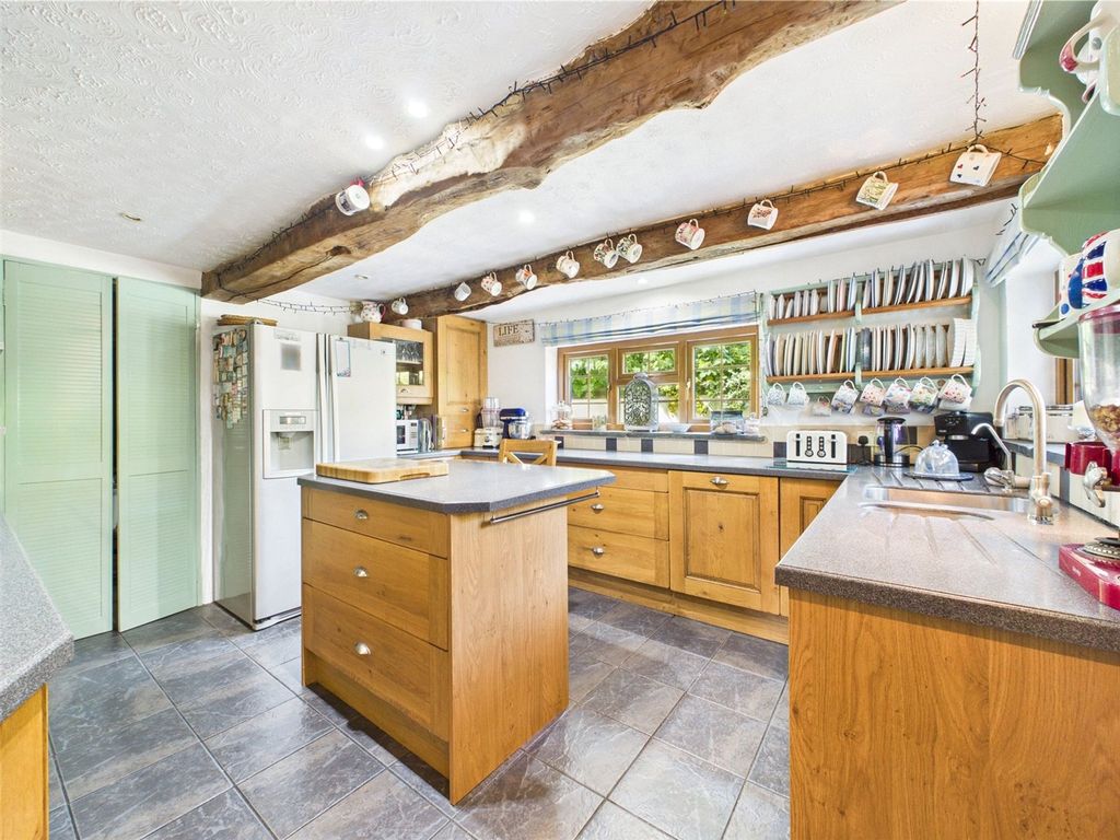 Property photo 3 of 24 Picture No. 04
