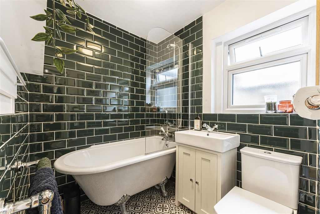 Property photo 3 of 27 3