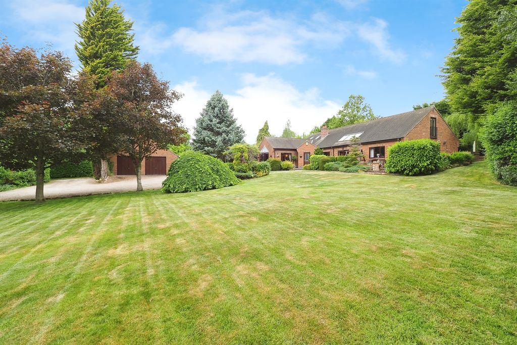 Property photo 1 of 21
