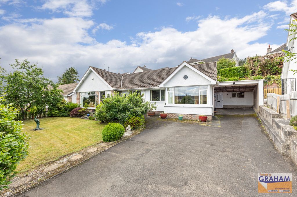 Property photo 2 of 36