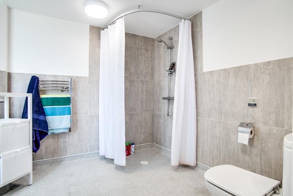 Property photo 3 of 18