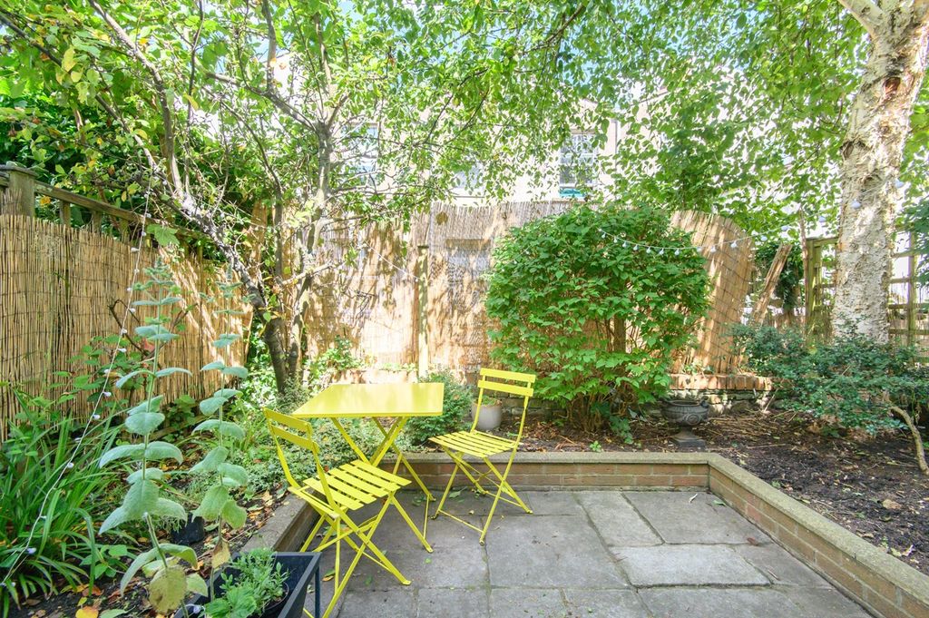 Property photo 3 of 15 Photo 2