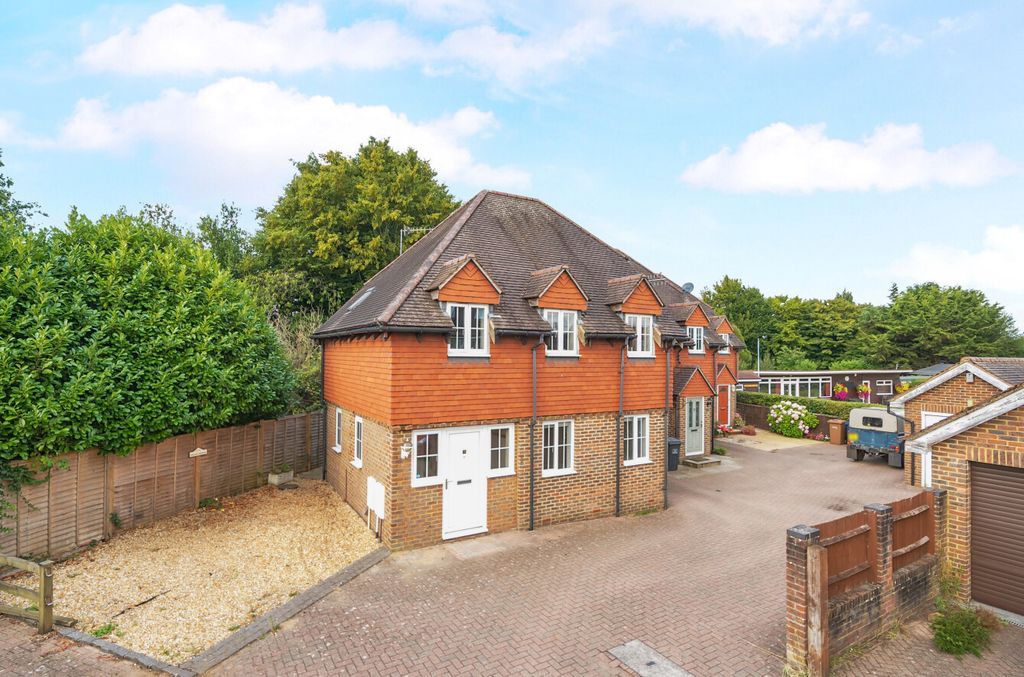 Property photo 1 of 22 1334411-1-68A2E93...