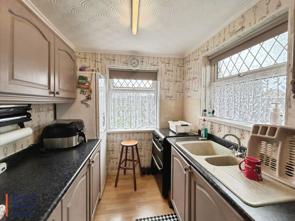 Property photo 3 of 14