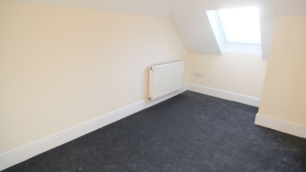 Property photo 3 of 3